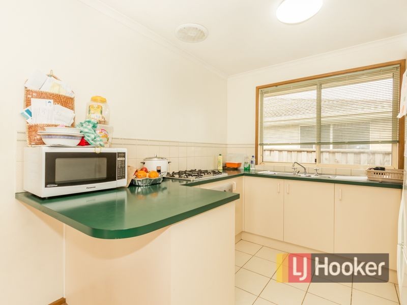 49 Cumberland Chase, Hampton Park VIC 3976