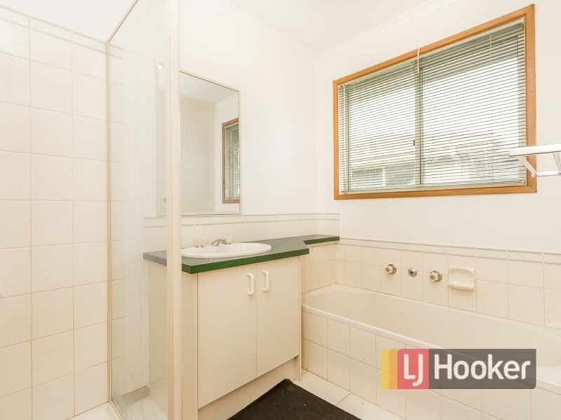 49 Cumberland Chase, Hampton Park VIC 3976