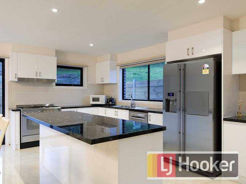 7 Cherry Tree Lane, Narre Warren VIC 3805