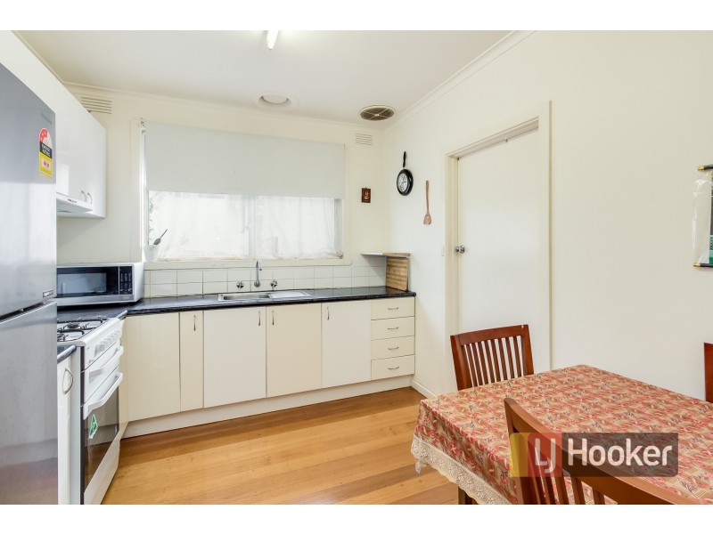 1/4 Philip Road, Hallam VIC 3803