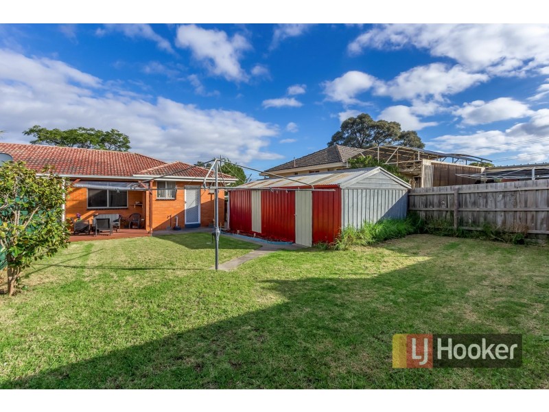 1/4 Philip Road, Hallam VIC 3803