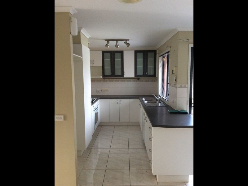 10 Butterfield Place, Cranbourne North VIC 3977