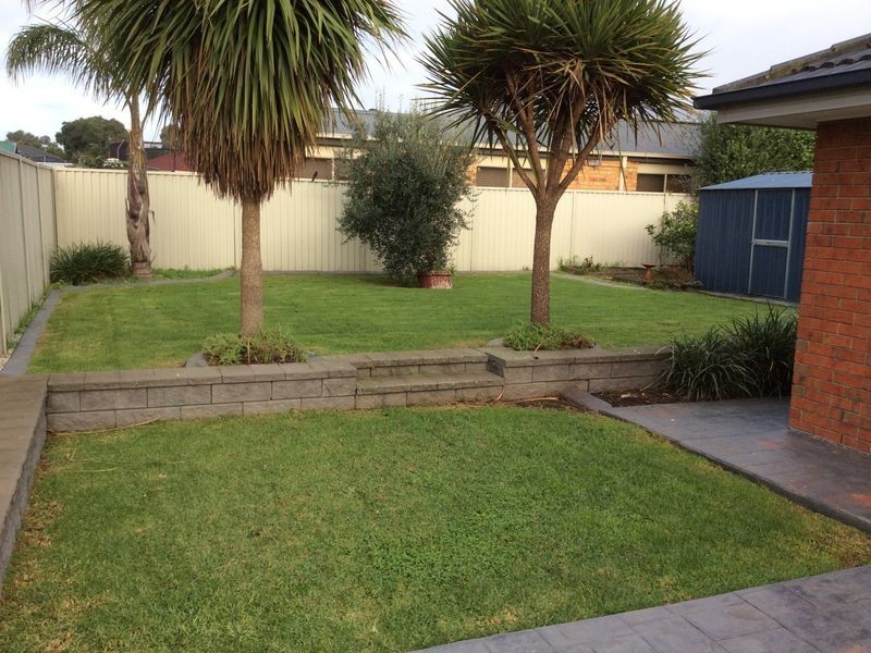 10 Butterfield Place, Cranbourne North VIC 3977