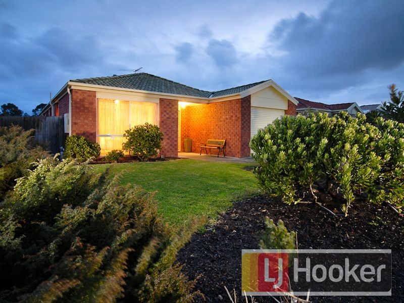 9 Cypress Close, Hampton Park VIC 3976