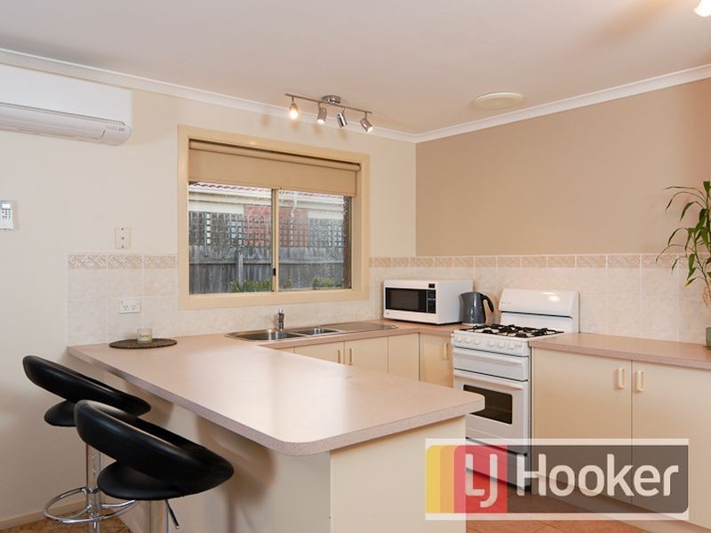9 Cypress Close, Hampton Park VIC 3976