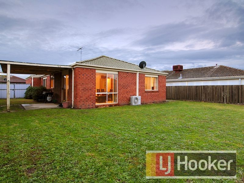 9 Cypress Close, Hampton Park VIC 3976