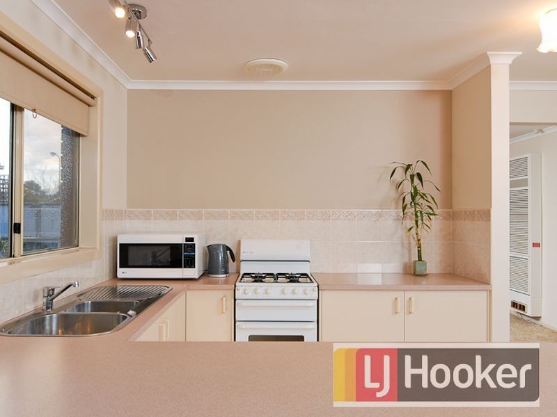 9 Cypress Close, Hampton Park VIC 3976