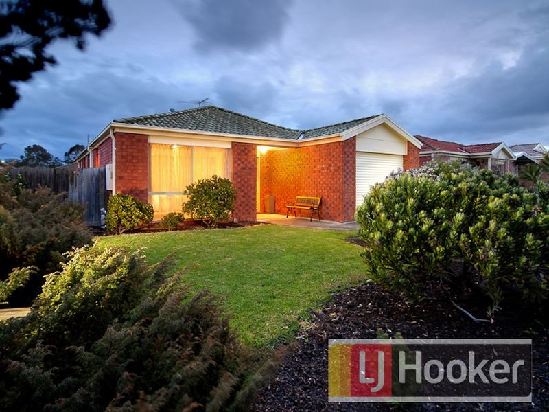 9 Cypress Close, Hampton Park VIC 3976