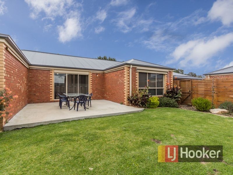 14 Roselea Place, Narre Warren North VIC 3804