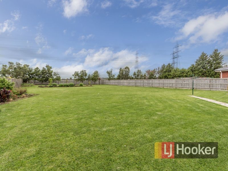 14 Roselea Place, Narre Warren North VIC 3804