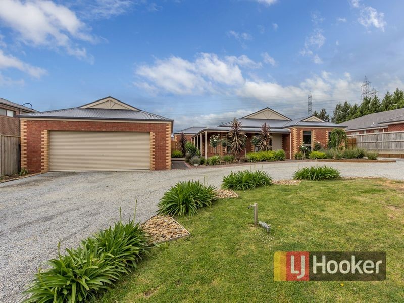14 Roselea Place, Narre Warren North VIC 3804