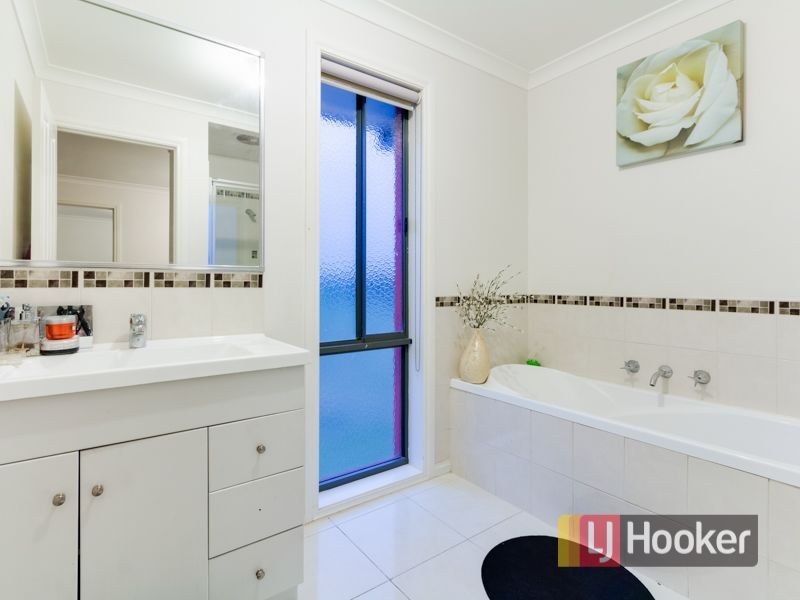153A Hinrichsen Drive, Hallam VIC 3803