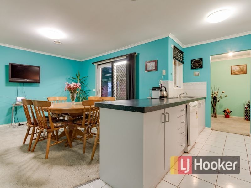 13 Jessica Drive, Hampton Park VIC 3976