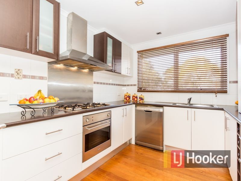 50 The Grange, Hampton Park VIC 3976