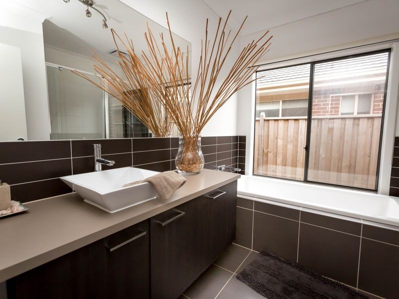 23 Locky Grove, Lyndhurst VIC 3975