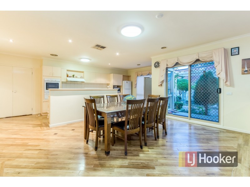 2 Tolmie Rise, Hallam VIC 3803