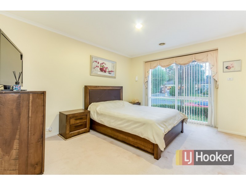 2 Tolmie Rise, Hallam VIC 3803