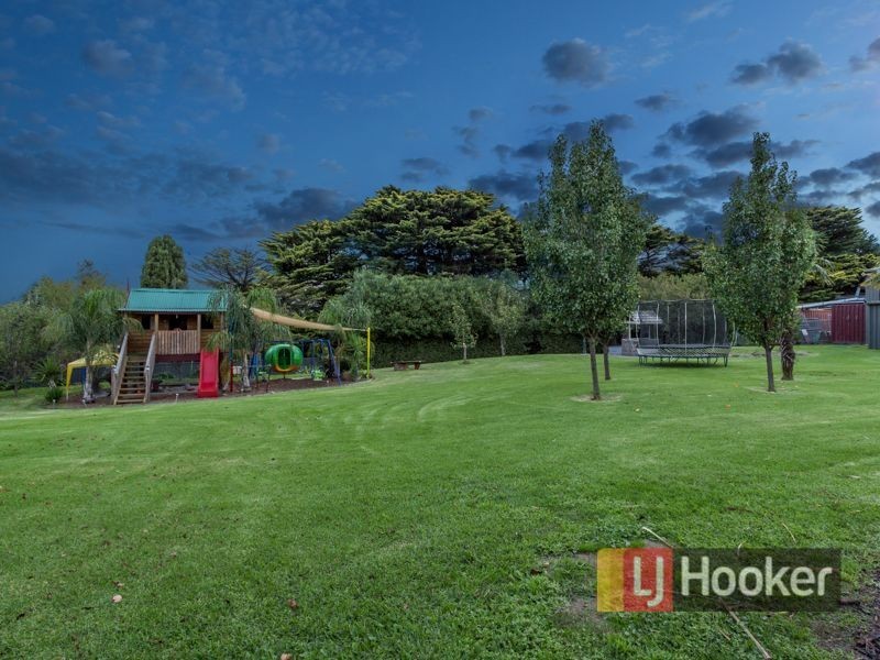 17-18 Hilton Court, Narre Warren North VIC 3804