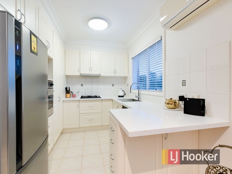 16/3 Young Road, Hallam VIC 3803