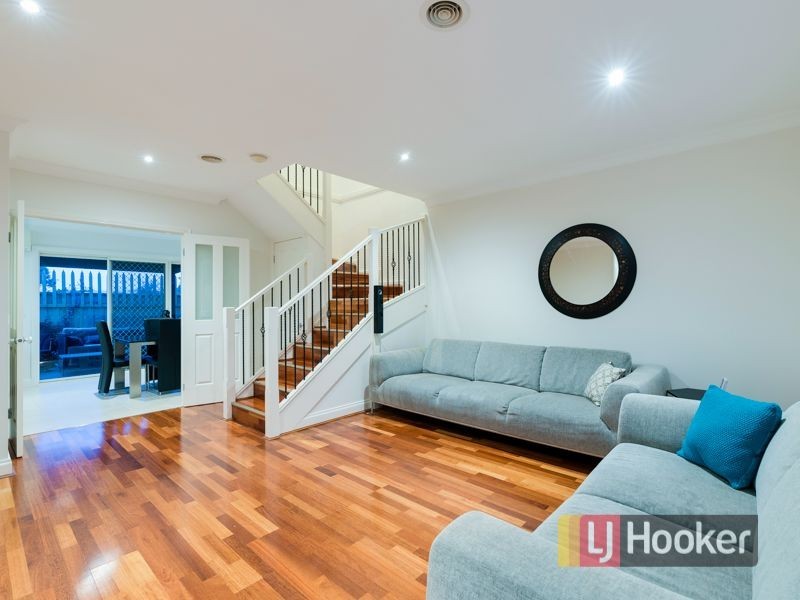 16/3 Young Road, Hallam VIC 3803