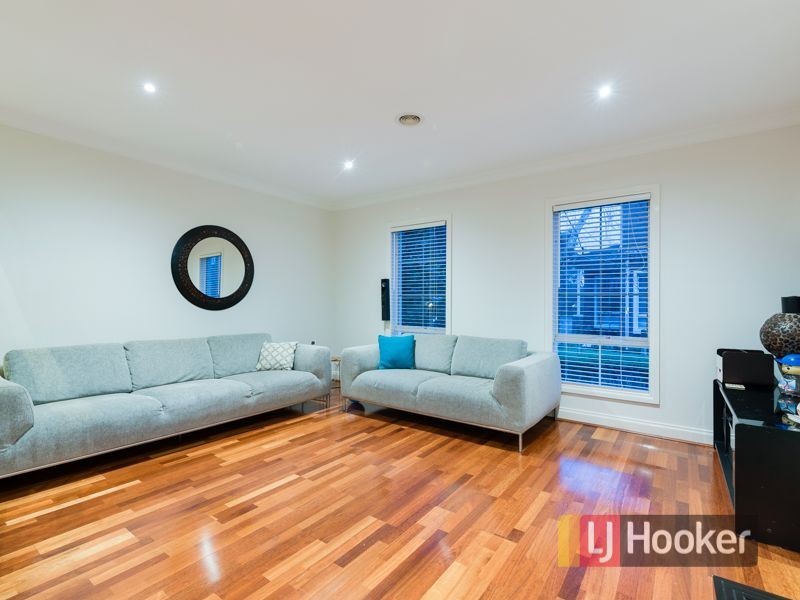 16/3 Young Road, Hallam VIC 3803