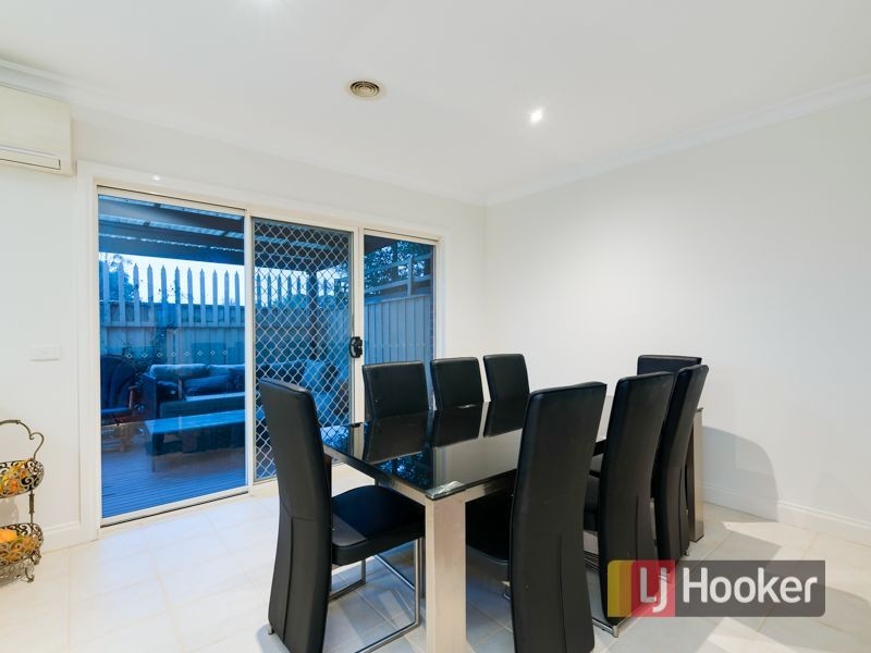 16/3 Young Road, Hallam VIC 3803