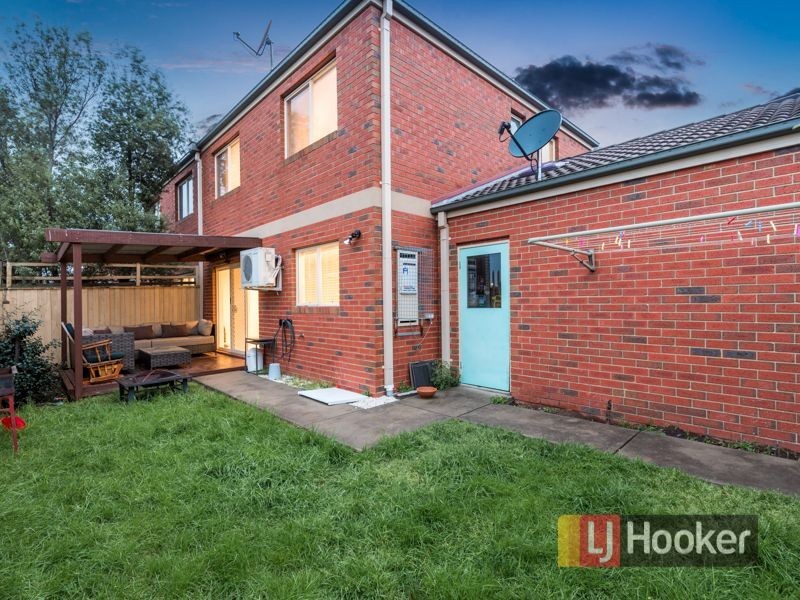 16/3 Young Road, Hallam VIC 3803