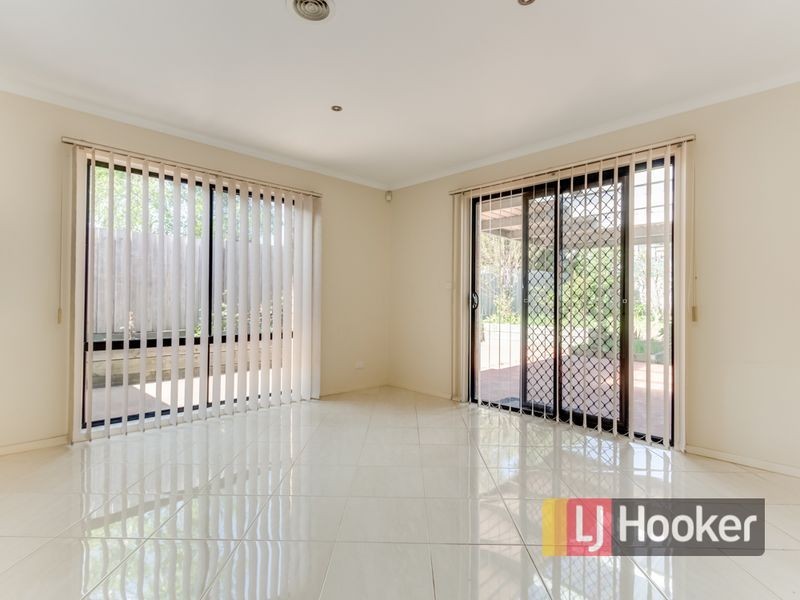 21 Grenfell Rise, Narre Warren South VIC 3805