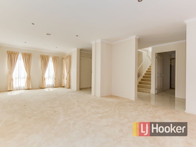 21 Grenfell Rise, Narre Warren South VIC 3805