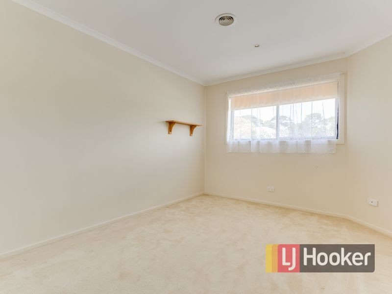 21 Grenfell Rise, Narre Warren South VIC 3805