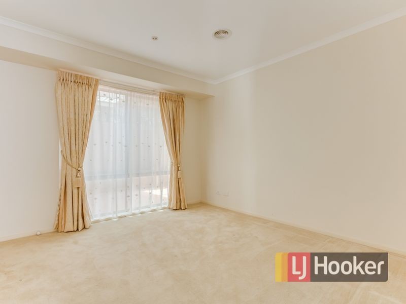 21 Grenfell Rise, Narre Warren South VIC 3805