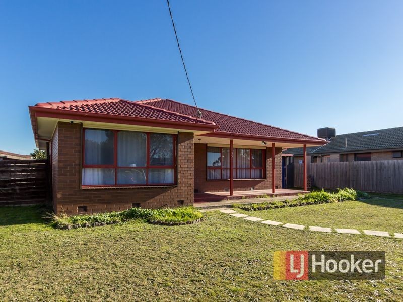 17 Andrew Street, Hampton Park VIC 3976