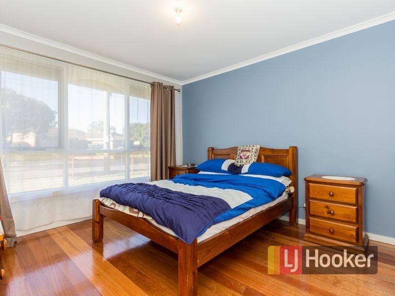 17 Andrew Street, Hampton Park VIC 3976