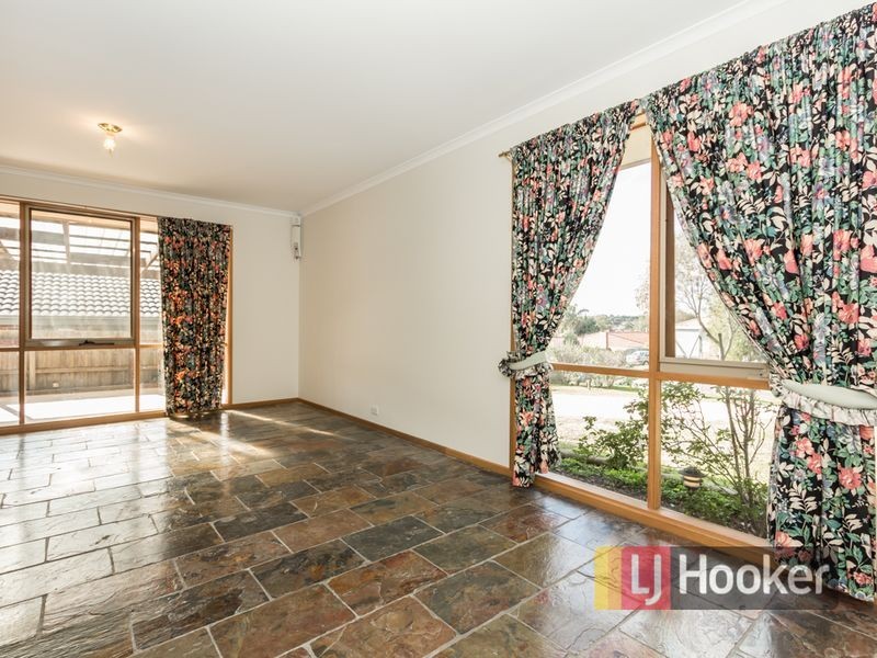 5 Thelma Rise, Hampton Park VIC 3976
