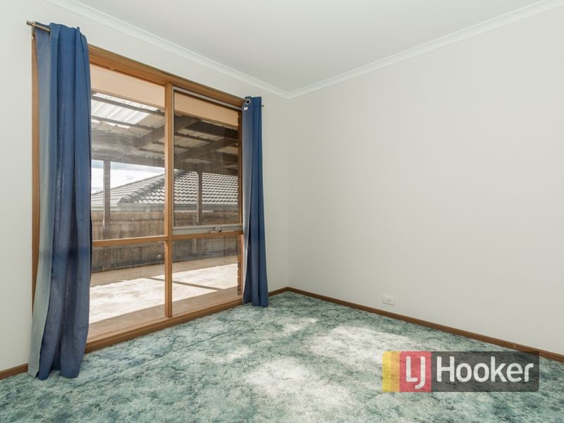 5 Thelma Rise, Hampton Park VIC 3976