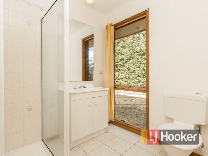 5 Thelma Rise, Hampton Park VIC 3976