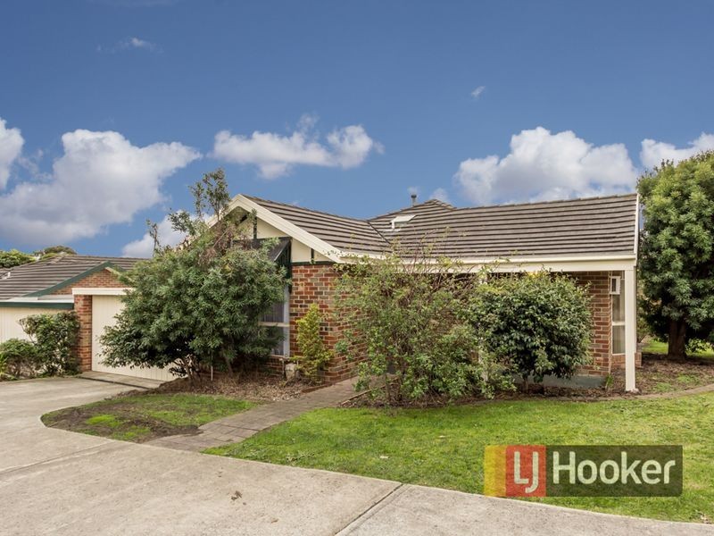 32/8 Monteith Crescent, Endeavour Hills VIC 3802