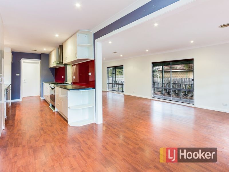 8 Walton Court, Narre Warren VIC 3805