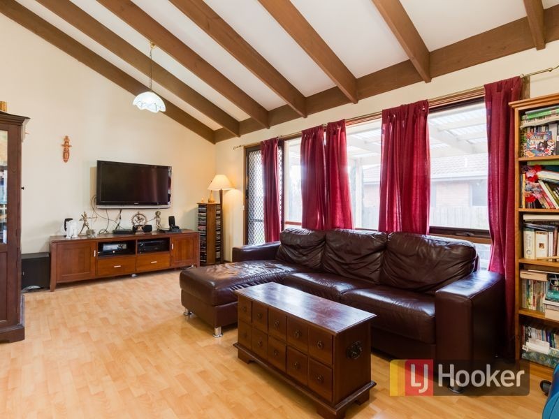 22 Michelle Drive, Hampton Park VIC 3976