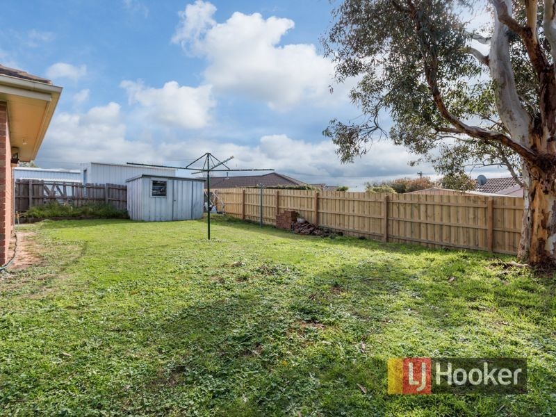 22 Michelle Drive, Hampton Park VIC 3976