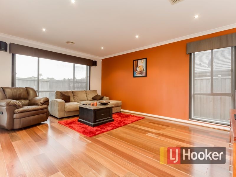 24 Carbine Way, Lyndhurst VIC 3975