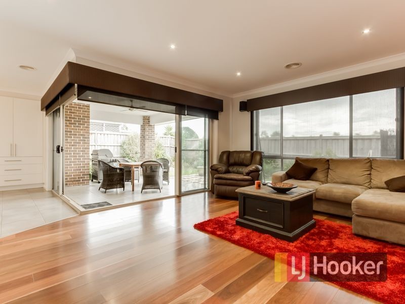 24 Carbine Way, Lyndhurst VIC 3975