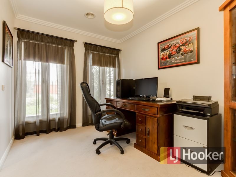 24 Carbine Way, Lyndhurst VIC 3975