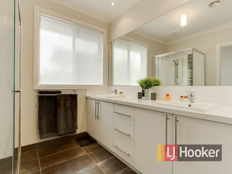 24 Carbine Way, Lyndhurst VIC 3975