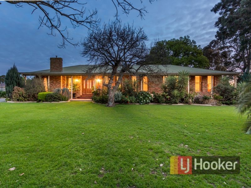 105 Shrives Road, Hampton Park VIC 3976