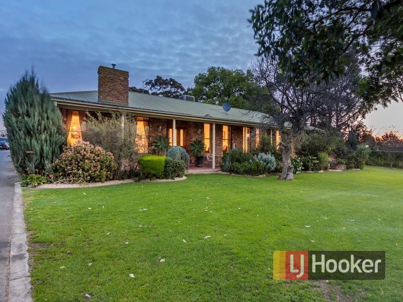 105 Shrives Road, Hampton Park VIC 3976