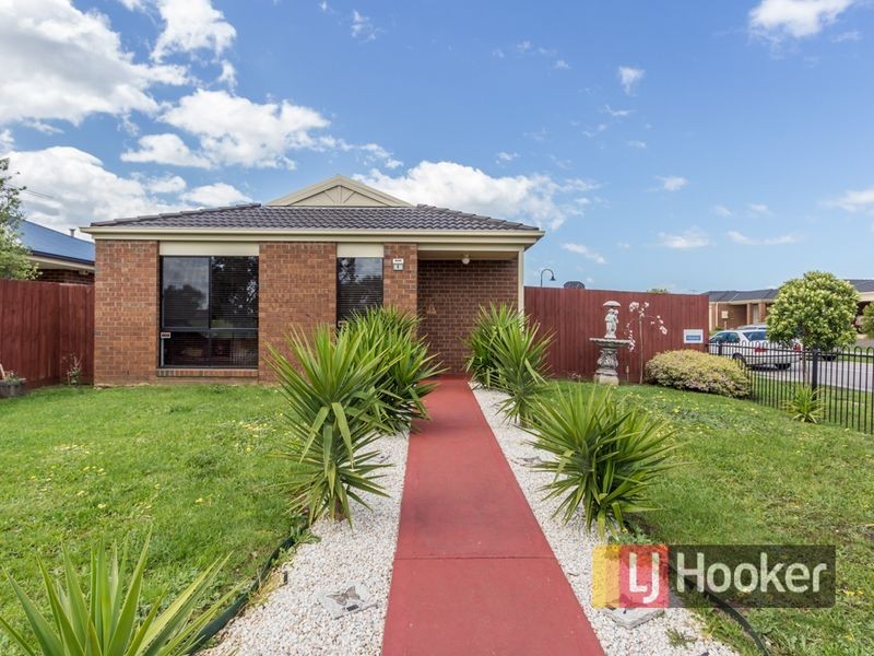 6 Venus Place, Cranbourne VIC 3977