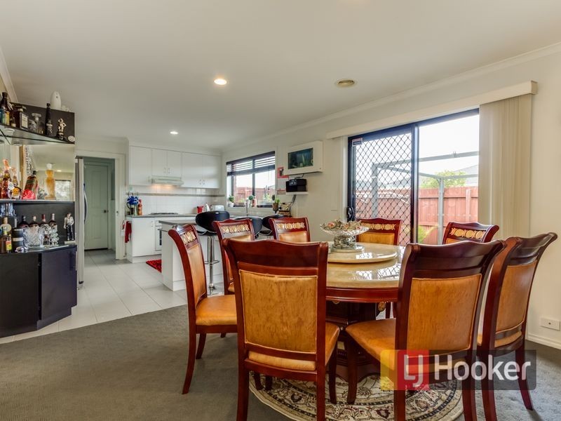 6 Venus Place, Cranbourne VIC 3977