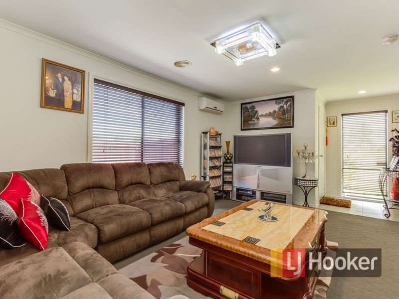 6 Venus Place, Cranbourne VIC 3977