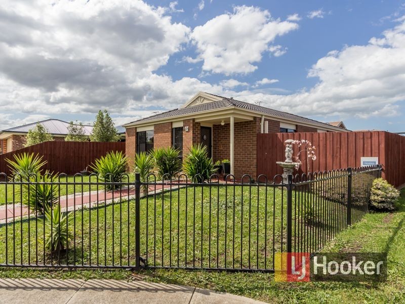 6 Venus Place, Cranbourne VIC 3977